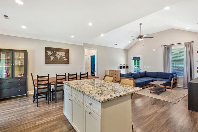 415 Thompson Street, Pendleton, SC 29670
