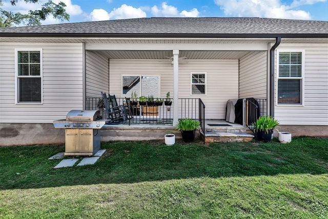 415 Thompson Street, Pendleton, SC 29670