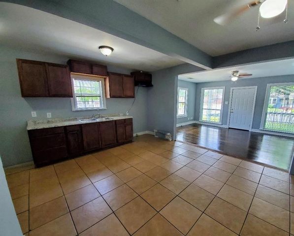 7002 Ilex Street, Houston, TX 77087