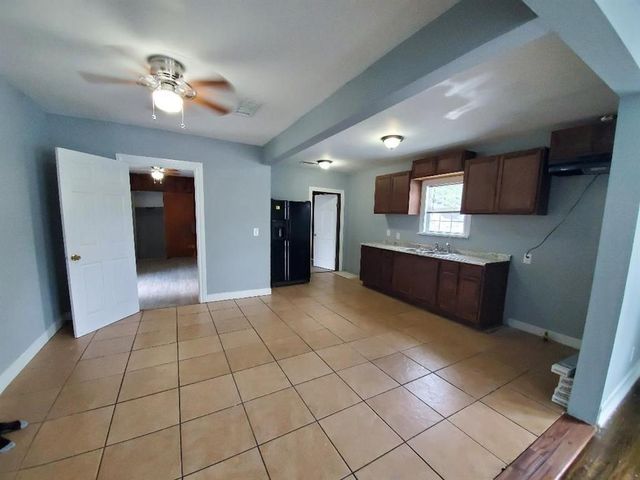 7002 Ilex Street, Houston, TX 77087