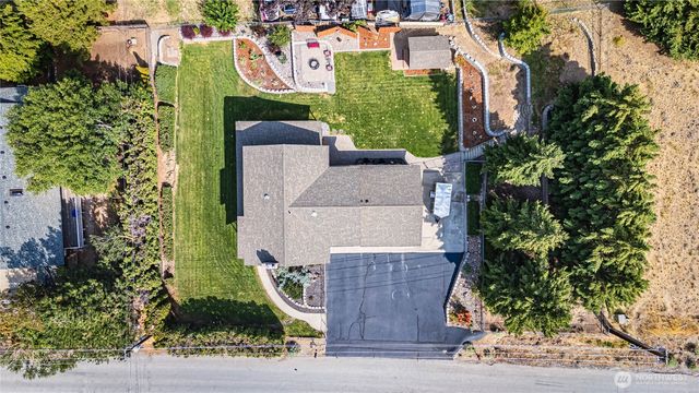 209 27th Street NE, East Wenatchee, WA 98802