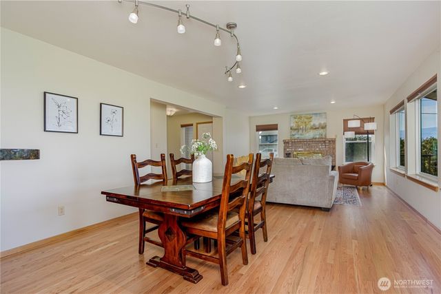 209 27th Street NE, East Wenatchee, WA 98802