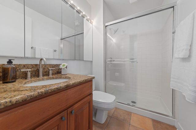 195 N Harbor Drive 209, Chicago, IL 60601