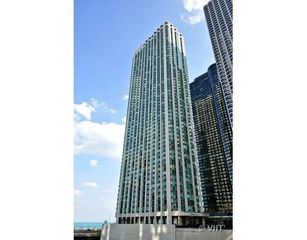 195 N Harbor Drive 209, Chicago, IL 60601