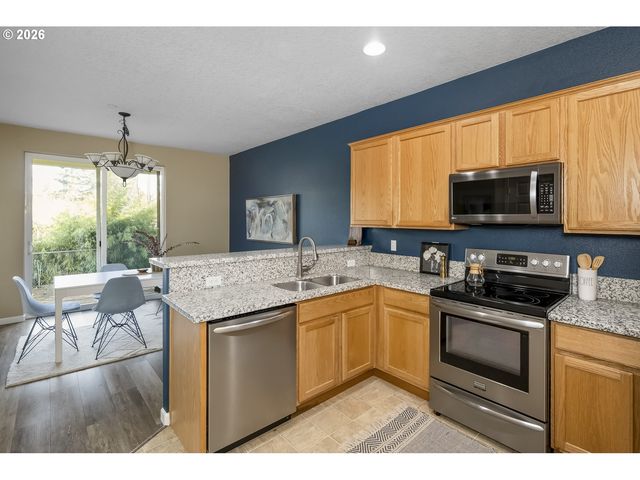 5778 Se TRANQUIL Ct, Milwaukie, OR 97267