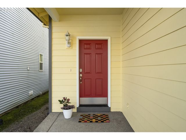 5778 Se TRANQUIL Ct, Milwaukie, OR 97267