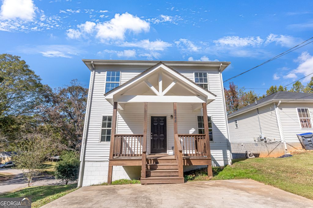 2244 Bennett Circle, Gainesville, GA 30504