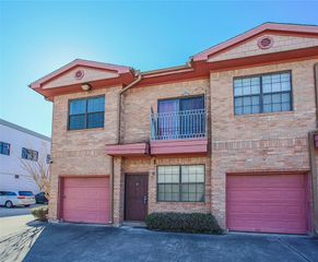 9400 Bellaire Boulevard 411, Houston, TX 77036