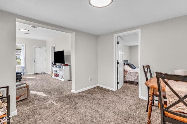 407 S Main Street, Veedersburg, IN 47987