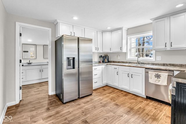 407 S Main Street, Veedersburg, IN 47987