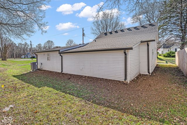 407 S Main Street, Veedersburg, IN 47987