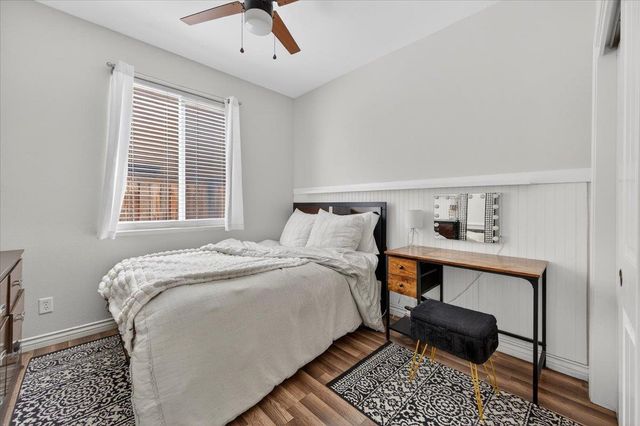 1776 N Mcpherson Lane, Clovis, CA 93619