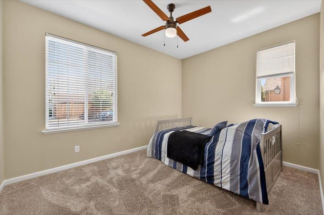 1776 N Mcpherson Lane, Clovis, CA 93619