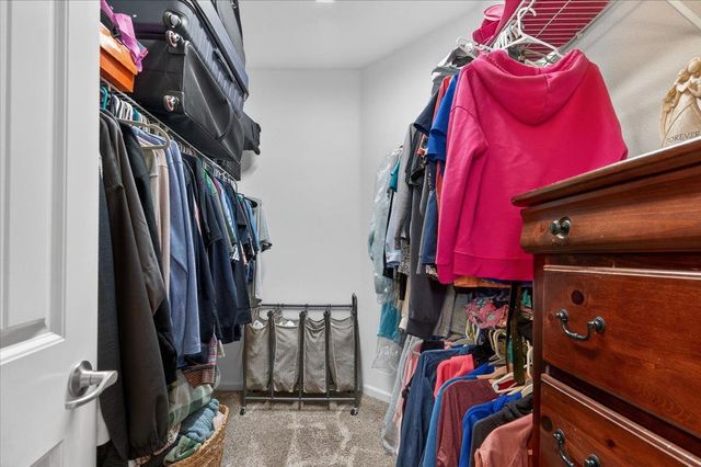 1776 N Mcpherson Lane, Clovis, CA 93619