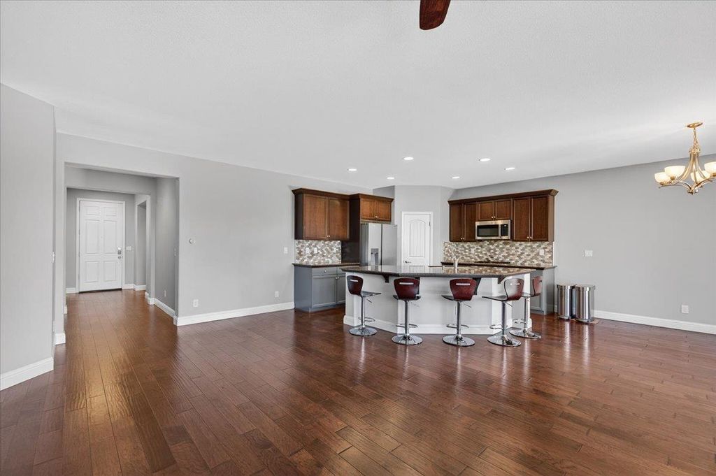 Image 13 of property listing at 1776 N Mcpherson Lane, Clovis, CA 93619