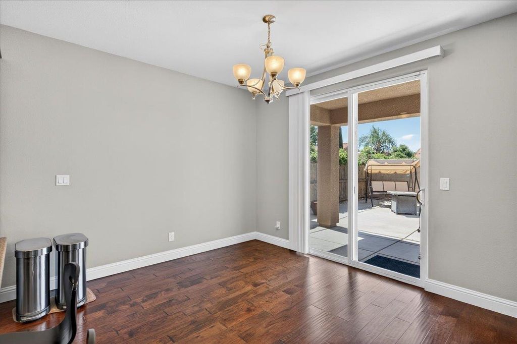 Image 15 of property listing at 1776 N Mcpherson Lane, Clovis, CA 93619