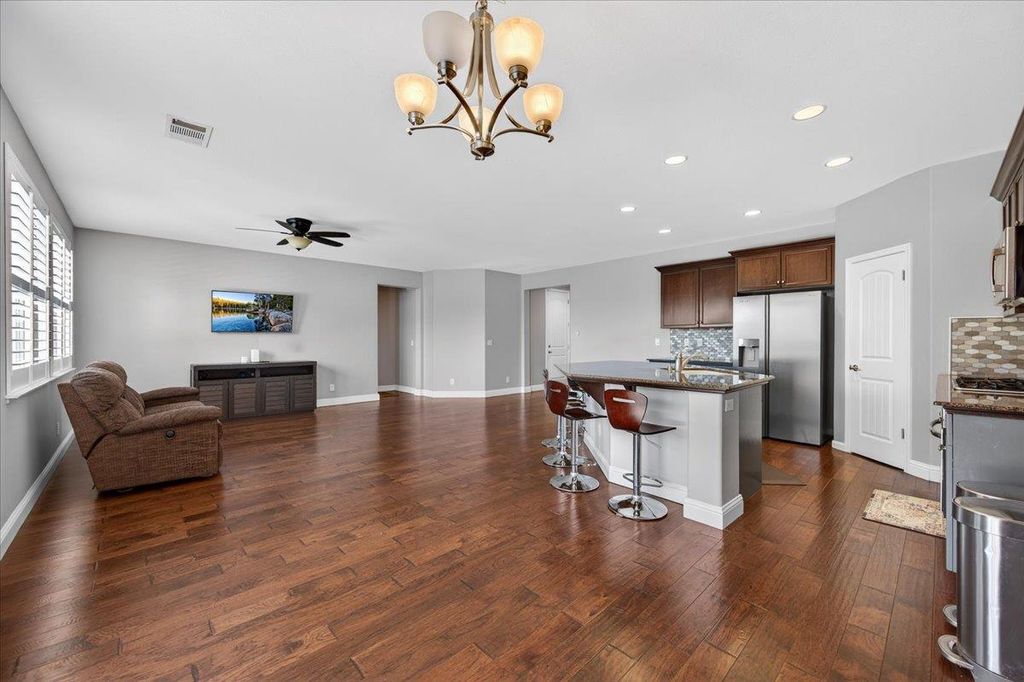 Image 24 of property listing at 1776 N Mcpherson Lane, Clovis, CA 93619