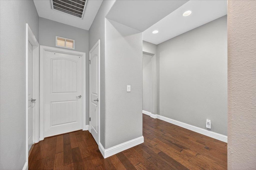 Image 25 of property listing at 1776 N Mcpherson Lane, Clovis, CA 93619