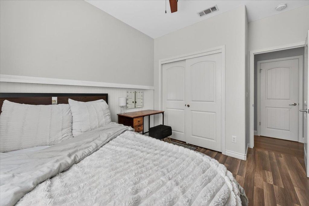 Image 28 of property listing at 1776 N Mcpherson Lane, Clovis, CA 93619