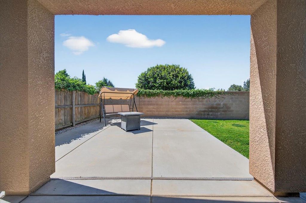 Image 46 of property listing at 1776 N Mcpherson Lane, Clovis, CA 93619