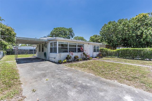 1554 NE 154th Ter, North Miami Beach, FL 33162