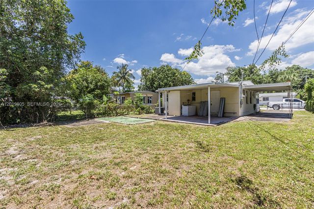 1554 NE 154th Ter, North Miami Beach, FL 33162