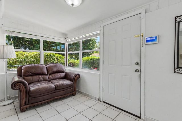 1554 NE 154th Ter, North Miami Beach, FL 33162