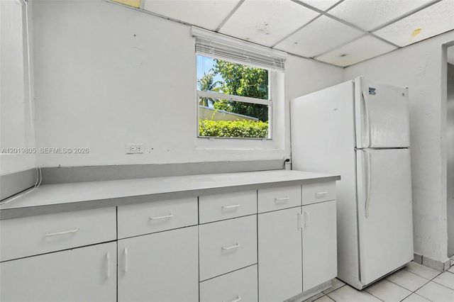 1554 NE 154th Ter, North Miami Beach, FL 33162