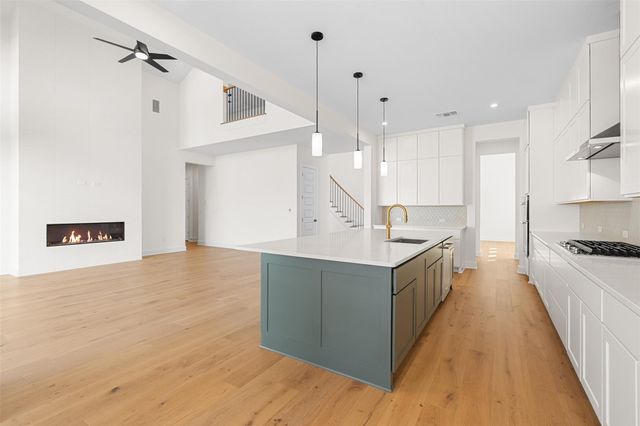 1813 Lucera BND, Leander, TX 78641