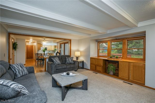 9786 Hocking Street NW, Massillon, OH 44646