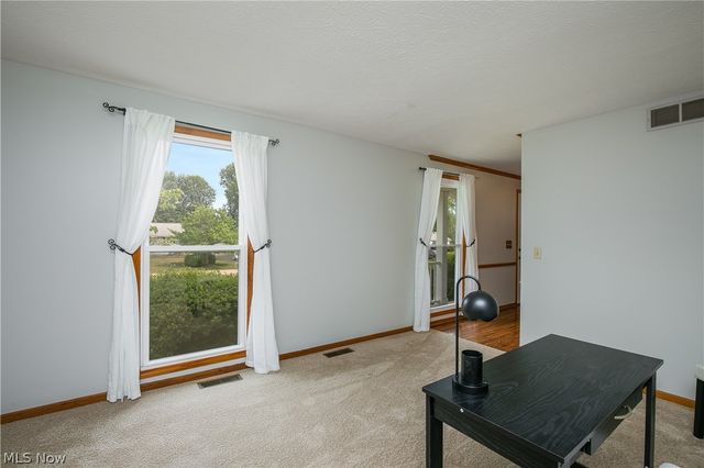 9786 Hocking Street NW, Massillon, OH 44646