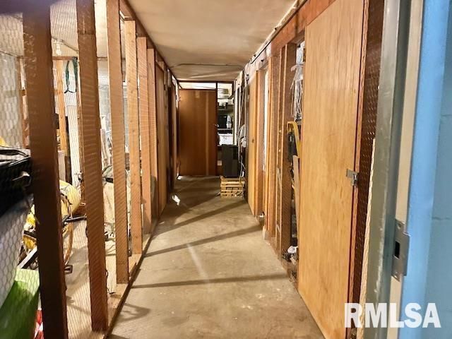 940 17TH Street 4, Moline, IL 61265