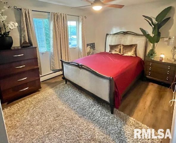 940 17TH Street 4, Moline, IL 61265