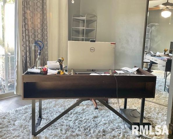 940 17TH Street 4, Moline, IL 61265