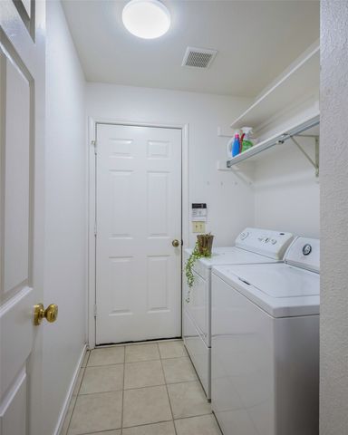 1919 Sunset Path, Lewisville, TX 75067