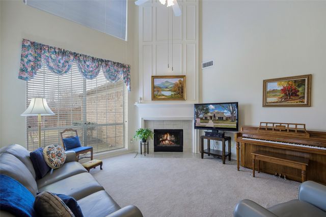 1919 Sunset Path, Lewisville, TX 75067