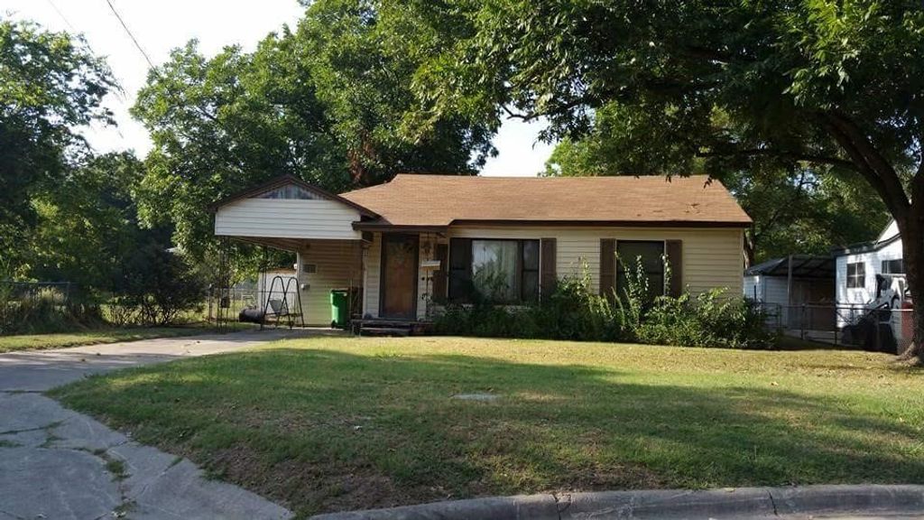 1501 Elizabeth Street, Gainesville, TX 76240