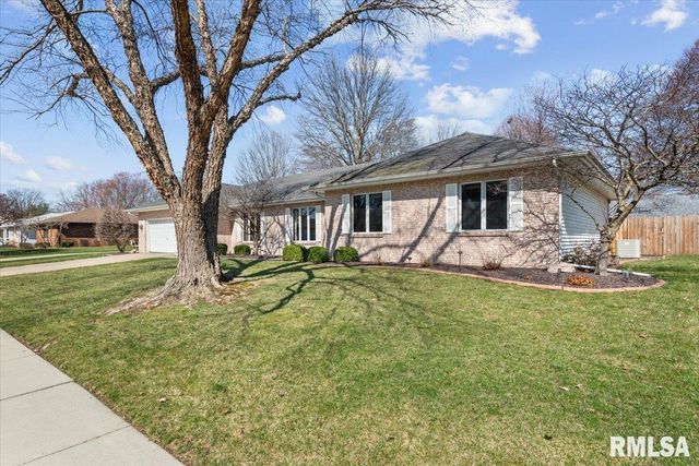 2505 Wydown Avenue, Springfield, IL 62704