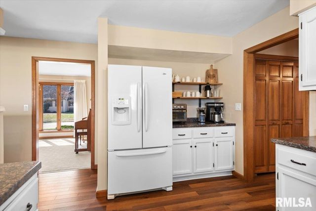 2505 Wydown Avenue, Springfield, IL 62704