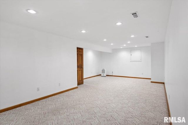 2505 Wydown Avenue, Springfield, IL 62704