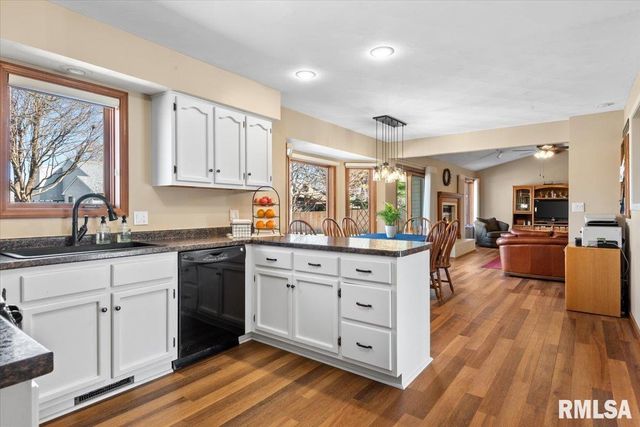 2505 Wydown Avenue, Springfield, IL 62704