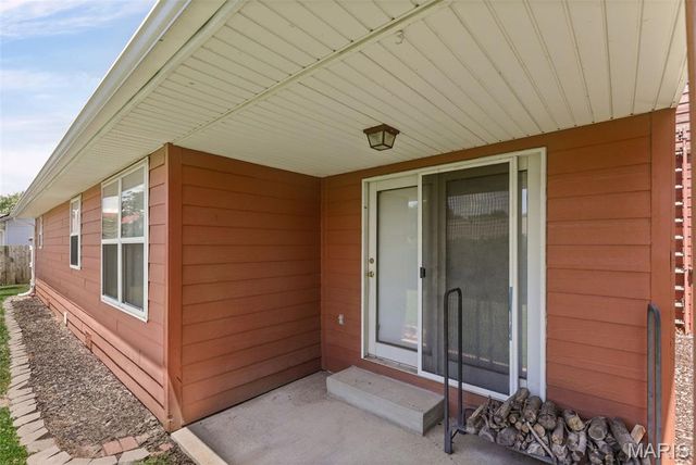 3280 Springbrook Drive, Shiloh, IL 62221