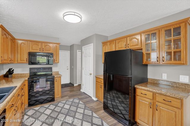 4600 Doncaster Avenue, Holt, MI 48842