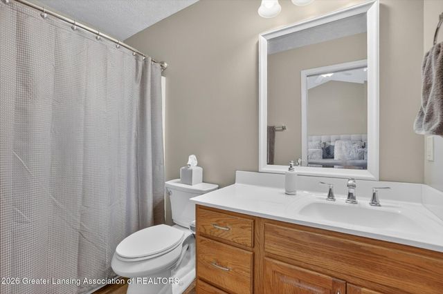4600 Doncaster Avenue, Holt, MI 48842