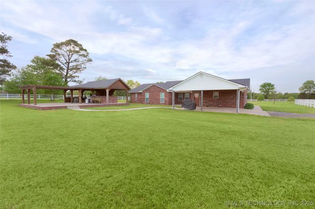 2284 E Roping Road, Atoka, OK 74525