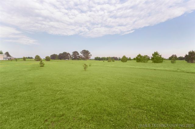 2284 E Roping Road, Atoka, OK 74525
