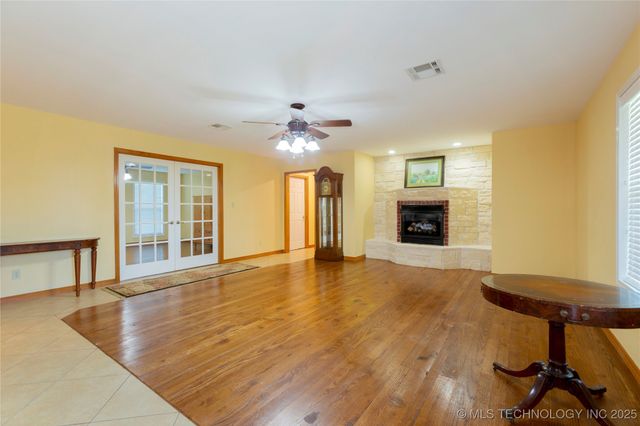 2284 E Roping Road, Atoka, OK 74525