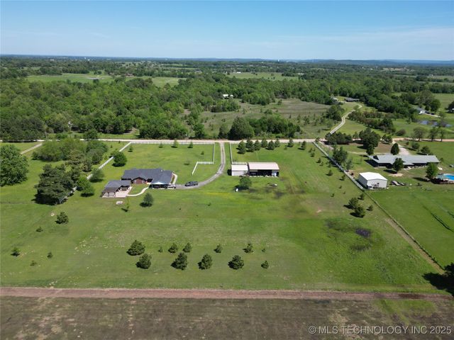 2284 E Roping Road, Atoka, OK 74525