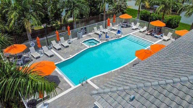 11889 NW 47th Manor, Coral Springs, FL 33076