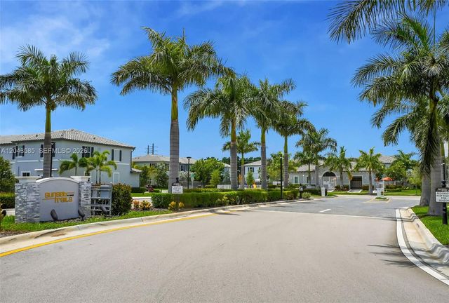 11889 NW 47th Manor, Coral Springs, FL 33076